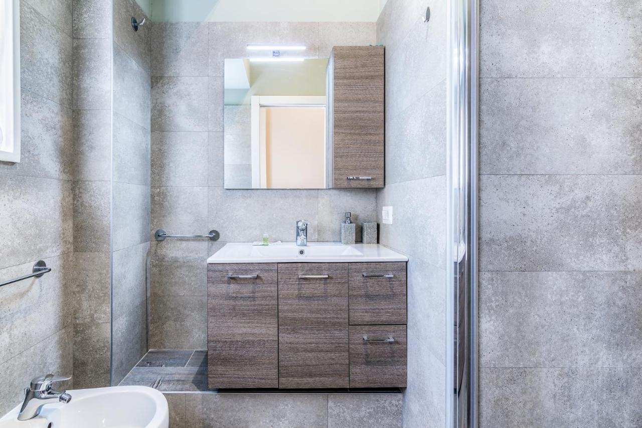 Mora Apartment Милан Экстерьер фото
